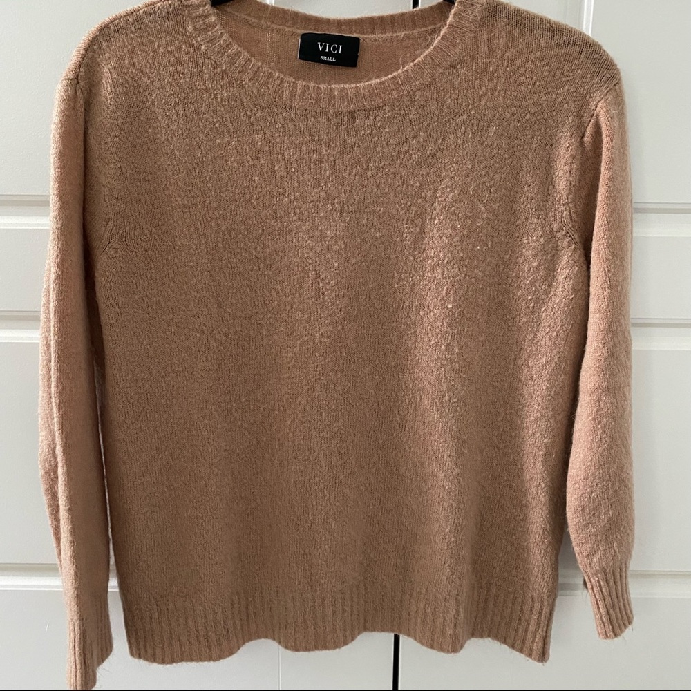 VICI sweater pinkish taupe size small